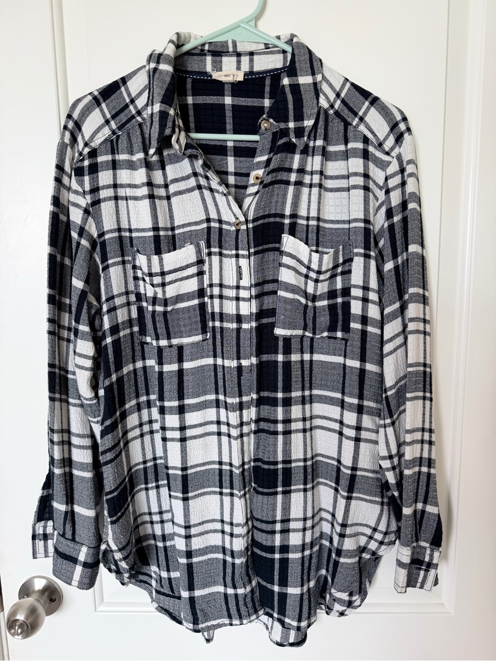 Pilcro Black & White Plaid Button-Up Shirt